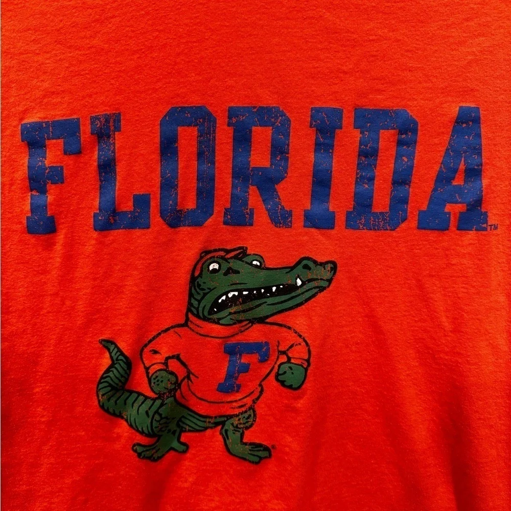 Florida Gators womens size medium t shirt EUC - Picture 4 of 5
